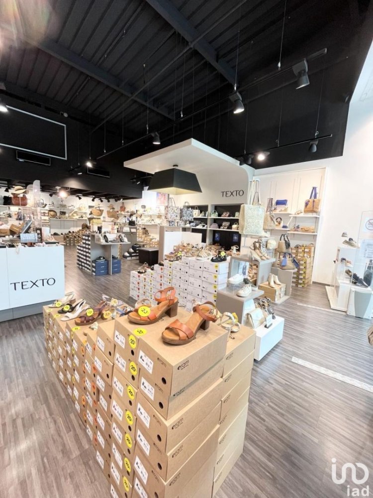  عقار تجاري في Chaumont, France 85متر مربع رقم 274413