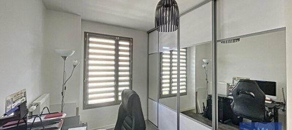 2 bedrooms Apartment in Arpajon, France No. 124776 4