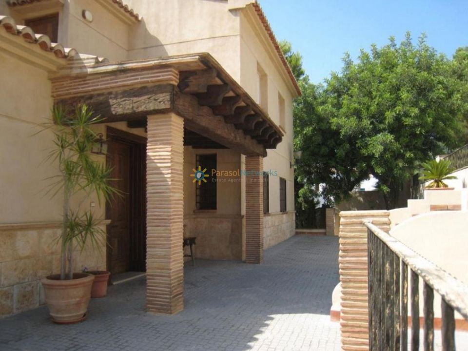 Casa T8 em Valencia, Spain N.º 170329