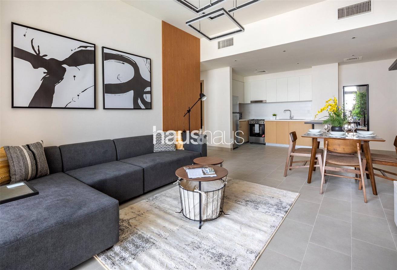 1 غرف نوم شقة في خور دبي, UAE رقم 99191