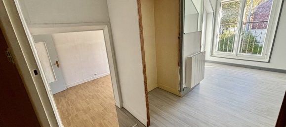 2 Schlafzimmer Doppelhaus in Soissons, France, Nr. 223860 8