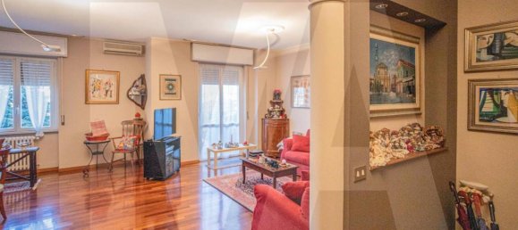 3 rooms Apartment in Cologno Monzese, Italy No. 29703 30