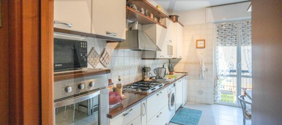 3 rooms Apartment in Cologno Monzese, Italy No. 29703 91