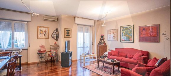 3 rooms Apartment in Cologno Monzese, Italy No. 29703 17