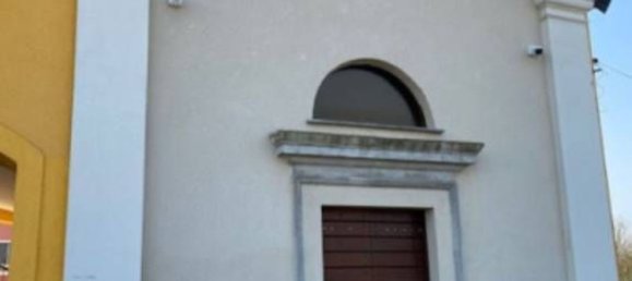 4-salle Appartement à Vigevano, Italy No. 284931 3