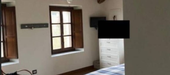 4-salle Appartement à Vigevano, Italy No. 284931 10