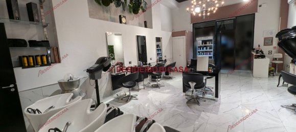 Propriété commerciale à Palermo, Italy 120m² No. 80005 3