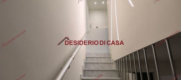 Propriété commerciale à Palermo, Italy 120m² No. 80005 8