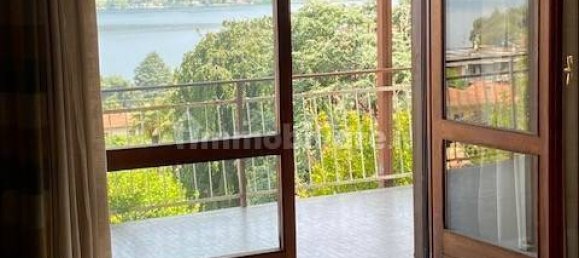 Villa de 3 dormitorios en Meina, Italy No. 77596 9