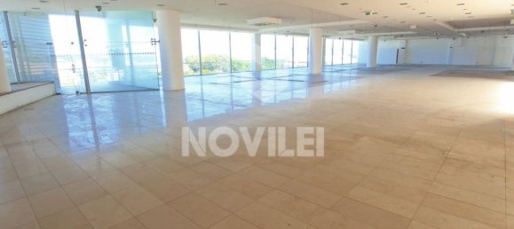 2358m² Warehouse in Batalha, Portugal No. 10870 5