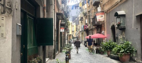 Gewerbliche Immobilie in Naples, Italy 119m², Nr. 54876 29