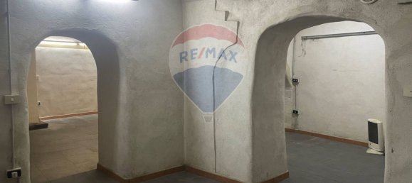 Gewerbliche Immobilie in Naples, Italy 119m², Nr. 54876 20