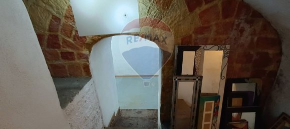 Gewerbliche Immobilie in Naples, Italy 119m², Nr. 54876 25