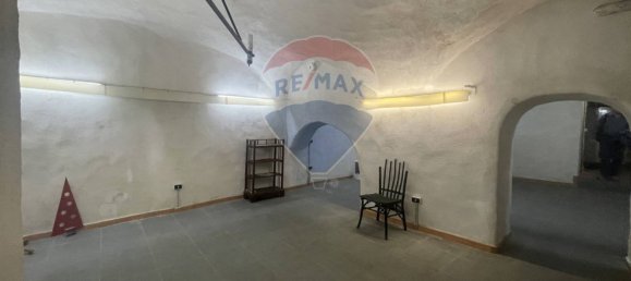 Gewerbliche Immobilie in Naples, Italy 119m², Nr. 54876 14