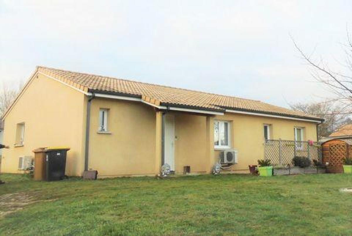 4 bedrooms House in Berson, France No. 10912