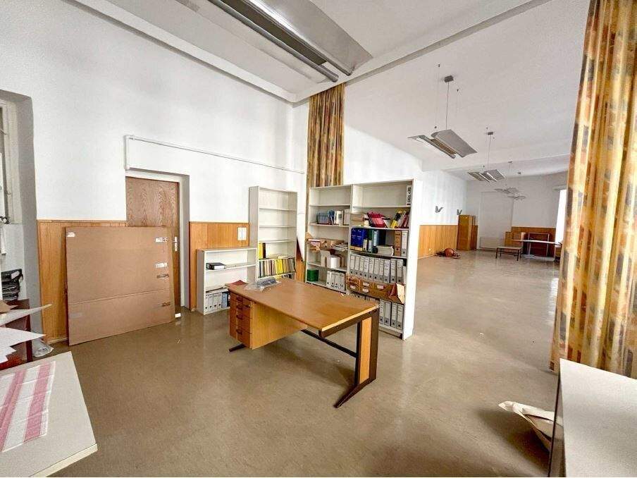 4 rooms Apartment in Josefstadt, Austria No. 247837