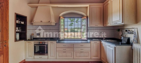 3 bedrooms House in Campi Bisenzio, Italy No. 361815 47