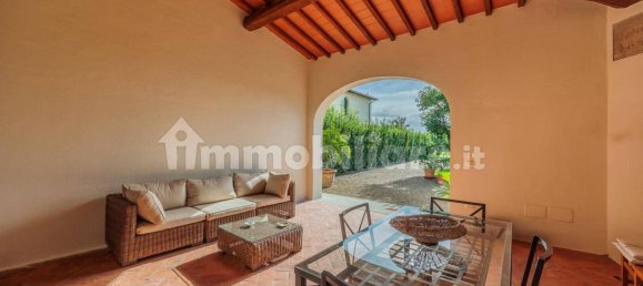 3 bedrooms House in Campi Bisenzio, Italy No. 361815 3