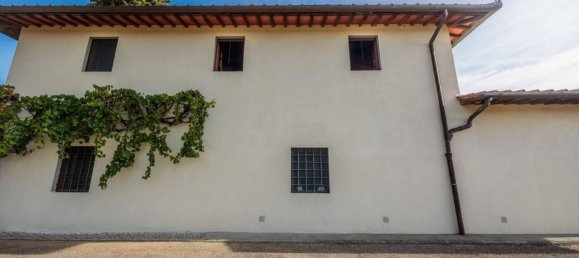 3 bedrooms House in Campi Bisenzio, Italy No. 361815 18