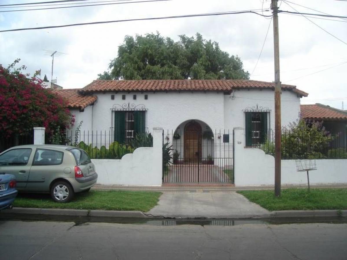 Casa T3 em Lanus, Argentina N.º 52759