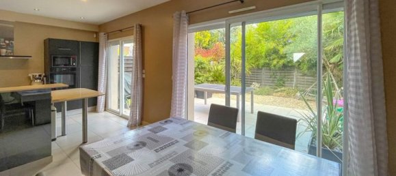 Casa de 3 dormitorios en Pessac, France No. 283399 4