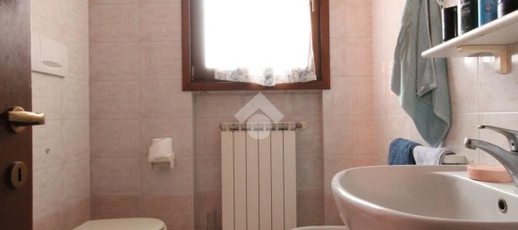 2 bedrooms Apartment in Chiampo, Italy No. 353951 11