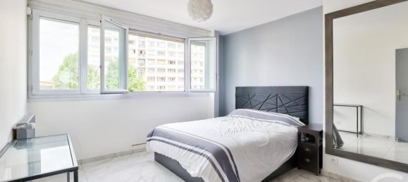 2 bedrooms Apartment in Aubervilliers, France No. 291989 10