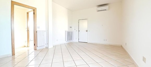 4غرفة شقة في Diano d'Alba, Italy رقم 198627 2