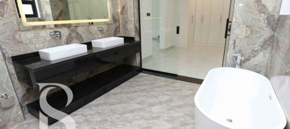 Villa T5 em Al Quoz, UAE N.º 15163 25