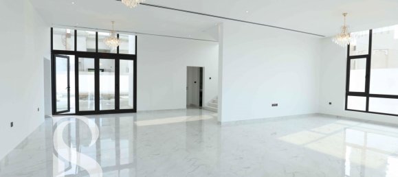 Villa T5 em Al Quoz, UAE N.º 15163 2