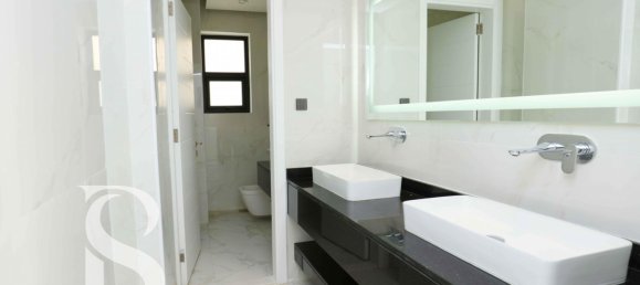 Villa T5 em Al Quoz, UAE N.º 15163 11