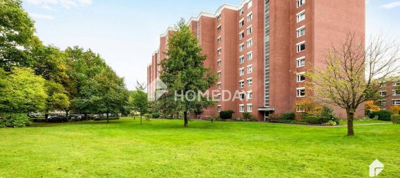 2 bedrooms Apartment in Eimsbuttel, Germany No. 105775 2