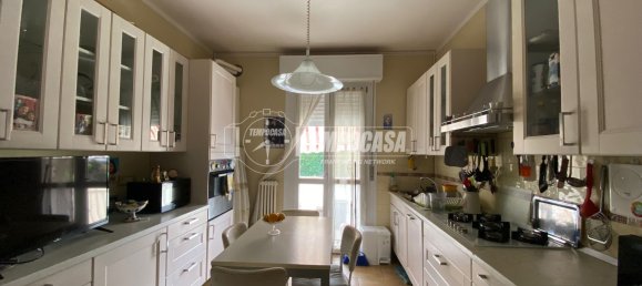 3 Schlafzimmer Wohnung in San Prospero, Italy, Nr. 312608 8