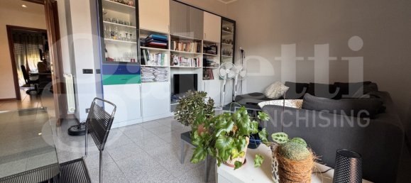 2 Schlafzimmer Wohnung in Ciampino, Italy, Nr. 297336 10