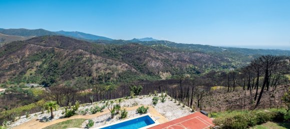 7 bedrooms House in Estepona, Spain No. 115749 41