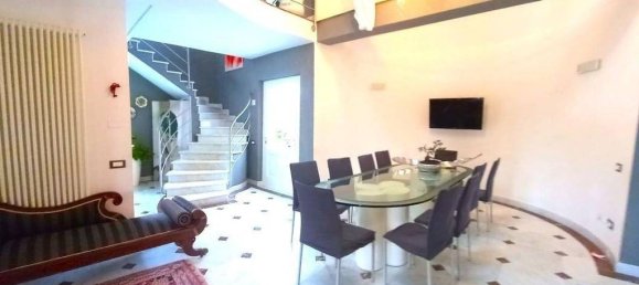 Villa T4 em Carrara, Italy N.º 59515 4