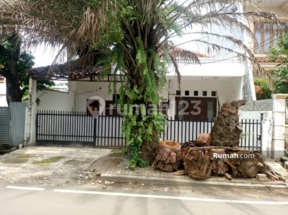 5 bedrooms House in Cempaka Putih, Indonesia No. 1425