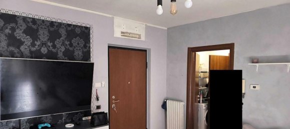 2غرفة شقة في Giussano, Italy رقم 2730 9