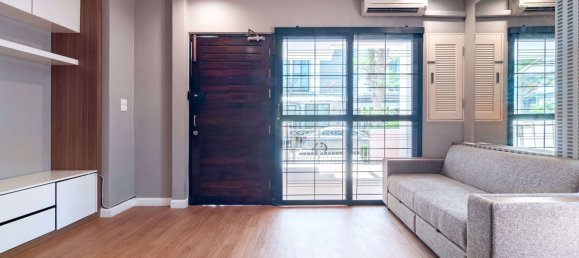 3 Schlafzimmer Haus in Suan Luang, Thailand, Nr. 4804 2