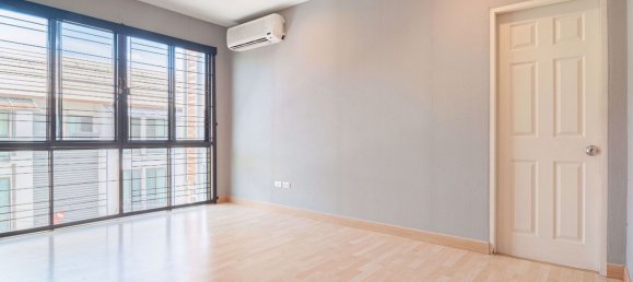 3 Schlafzimmer Haus in Suan Luang, Thailand, Nr. 4804 7