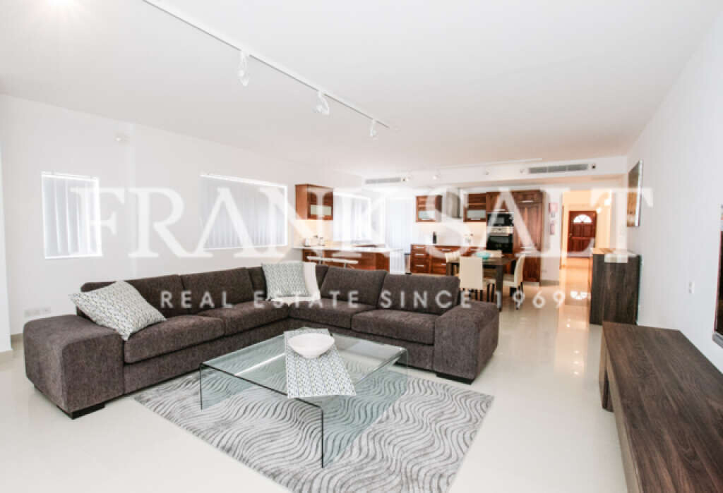 2 bedrooms Maisonette in Swieqi, Malta No. 3742