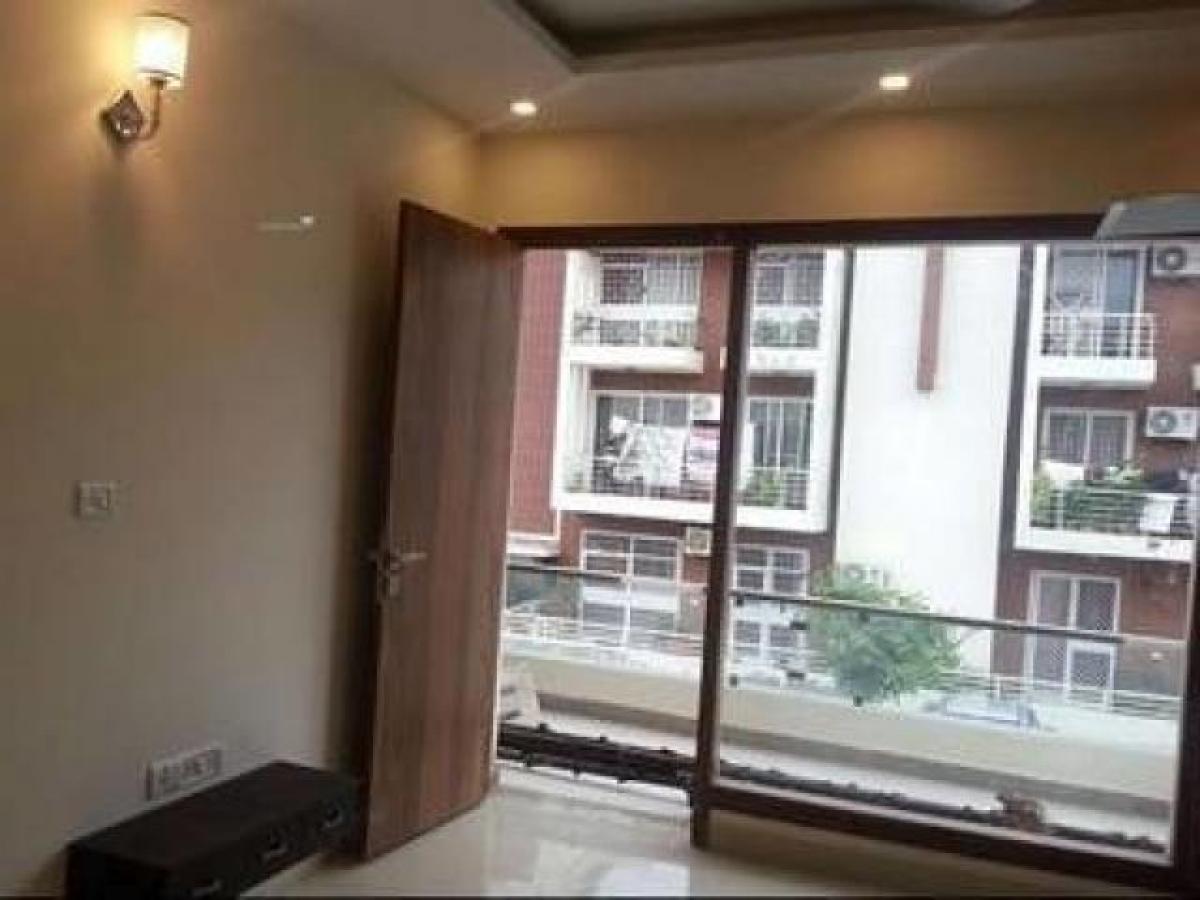 Дом с 2 спальнями в Газиабад, Индия № 56258