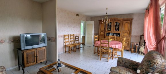 3 bedrooms House in Vendome, France No. 290596 3