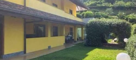 4 bedrooms Villa in Pradalunga, Italy No. 303517 2