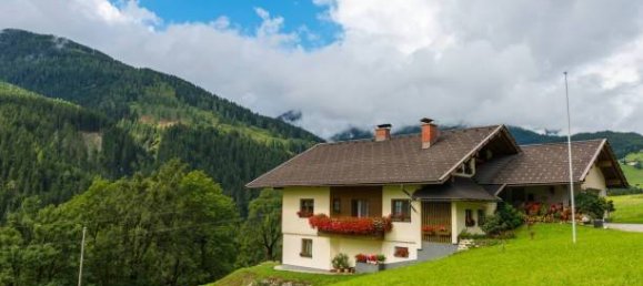 4 bedrooms Villa in Pradalunga, Italy No. 303517 9