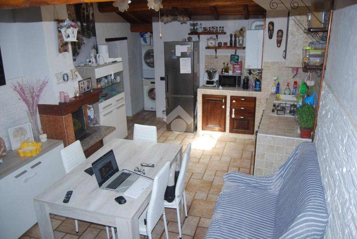 Apartamento T2 em Olevano Romano, Italy N.º 179557