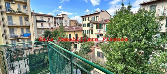 2 rooms Apartment in Florence, Italy No. 181812 8