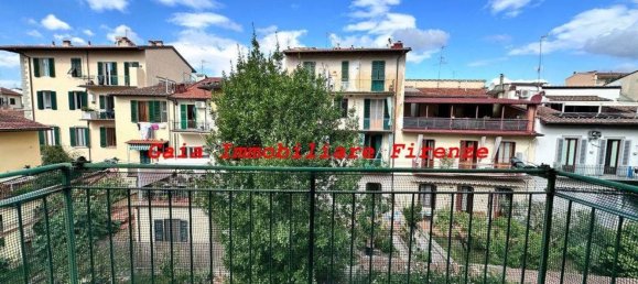 2 rooms Apartment in Florence, Italy No. 181812 6