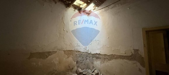 Casa de 5 habitaciónes en Priolo Gargallo, Italy No. 287412 5