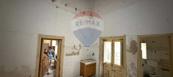 Casa de 5 habitaciónes en Priolo Gargallo, Italy No. 287412 6